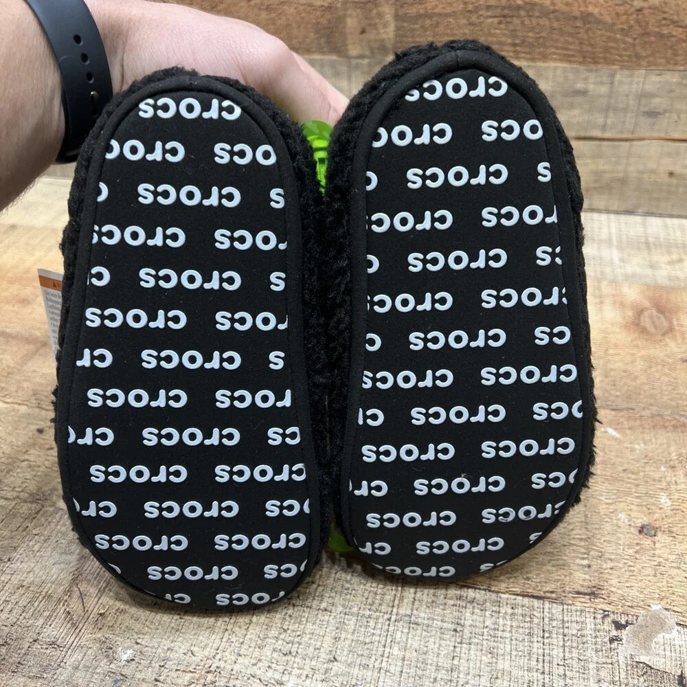 Crocs Classic Cozzzy Slipper Kids Black Clogs Fuzzy Size C12 NEW!